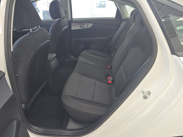 Certified 2023 Kia Forte LXS w/ LXS Technology Package FWD image 10