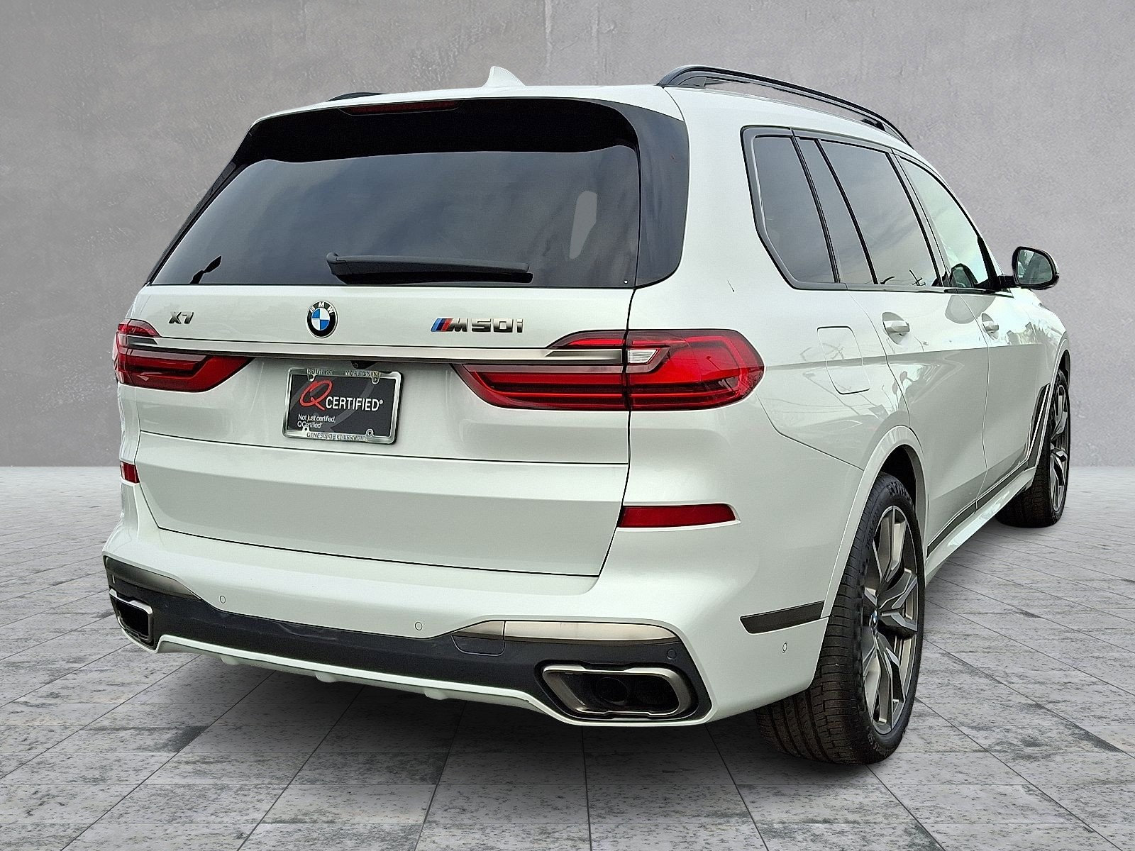 Used 2021 BMW X7 M50i w/ Dynamic Handling Package image 10