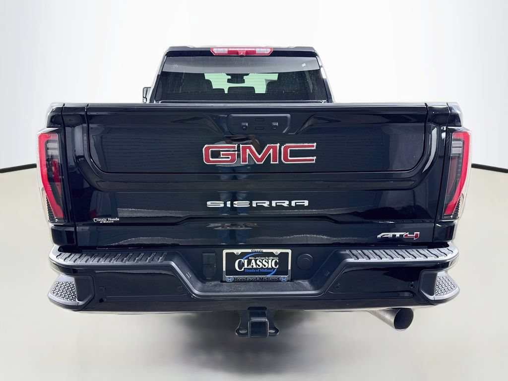 Used 2025 GMC Sierra 2500 AT4 AWD/4WD image 6