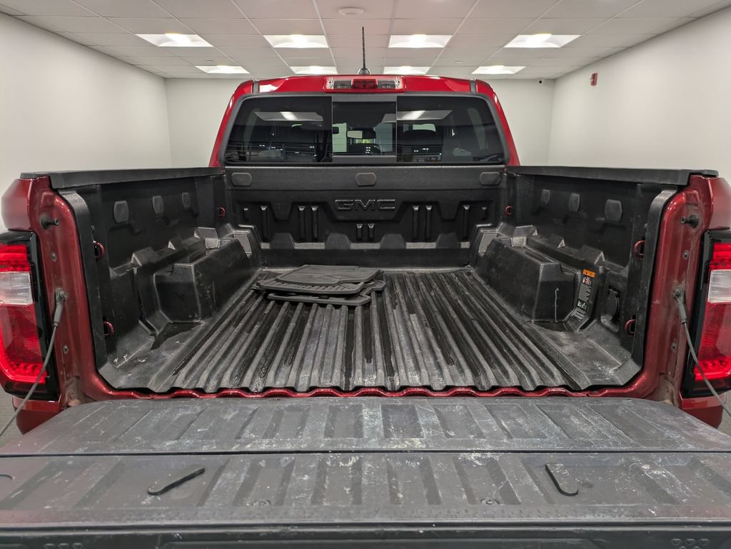 Used 2024 GMC Canyon AT4 w/ AT4 Premium Package AWD/4WD image 25