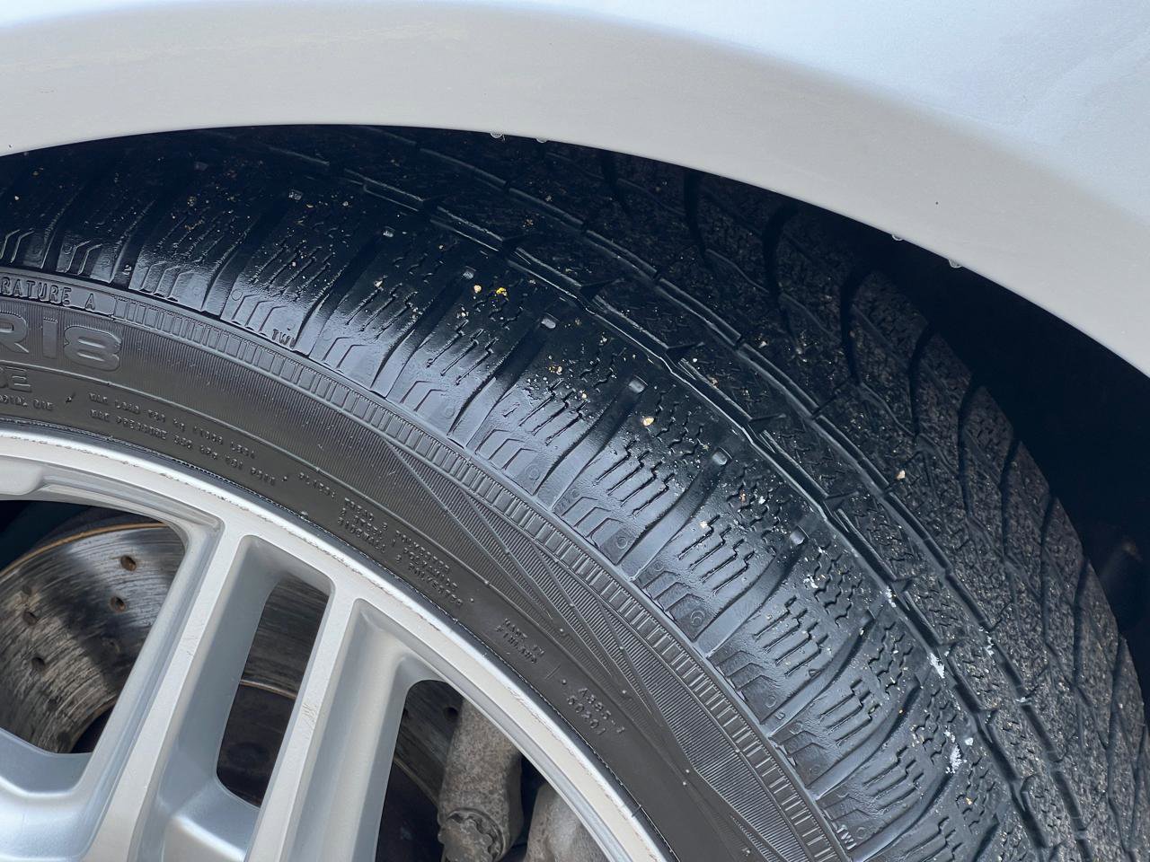 Used 2013 Mercedes-Benz E 350 E350 4MATIC Sedan image 43