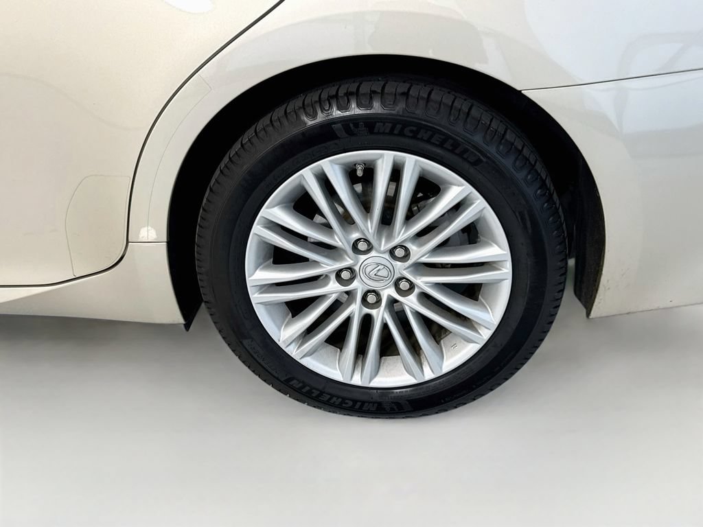 Used 2017 Lexus ES 350 w/ Accessory Package 2 FWD image 31