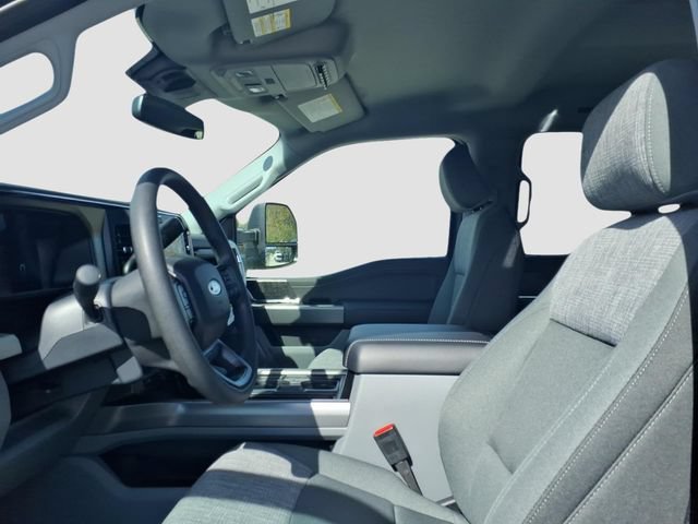 New 2026 Ford F250 XLT w/ XLT Premium Package AWD/4WD image 5