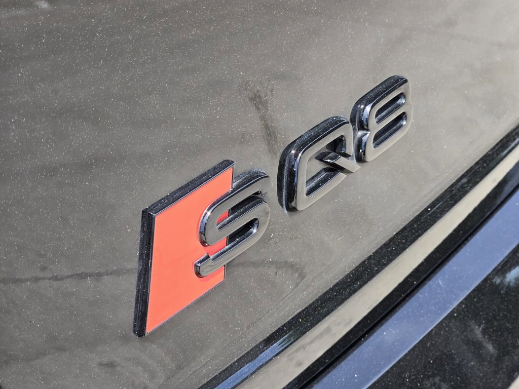 Used 2023 Audi SQ8 Prestige AWD/4WD image 14