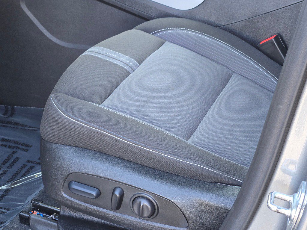 Certified 2024 Chevrolet Blazer LT w/ LPO, Floor Liner Package FWD image 23