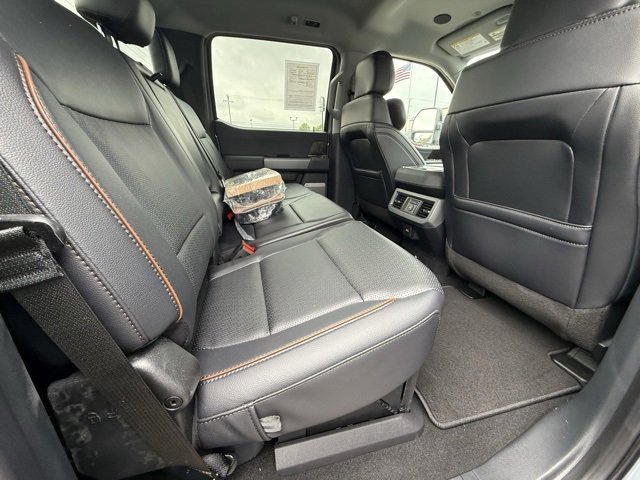 Used 2025 Ford F250 Lariat w/ Lariat Ultimate Package image 28
