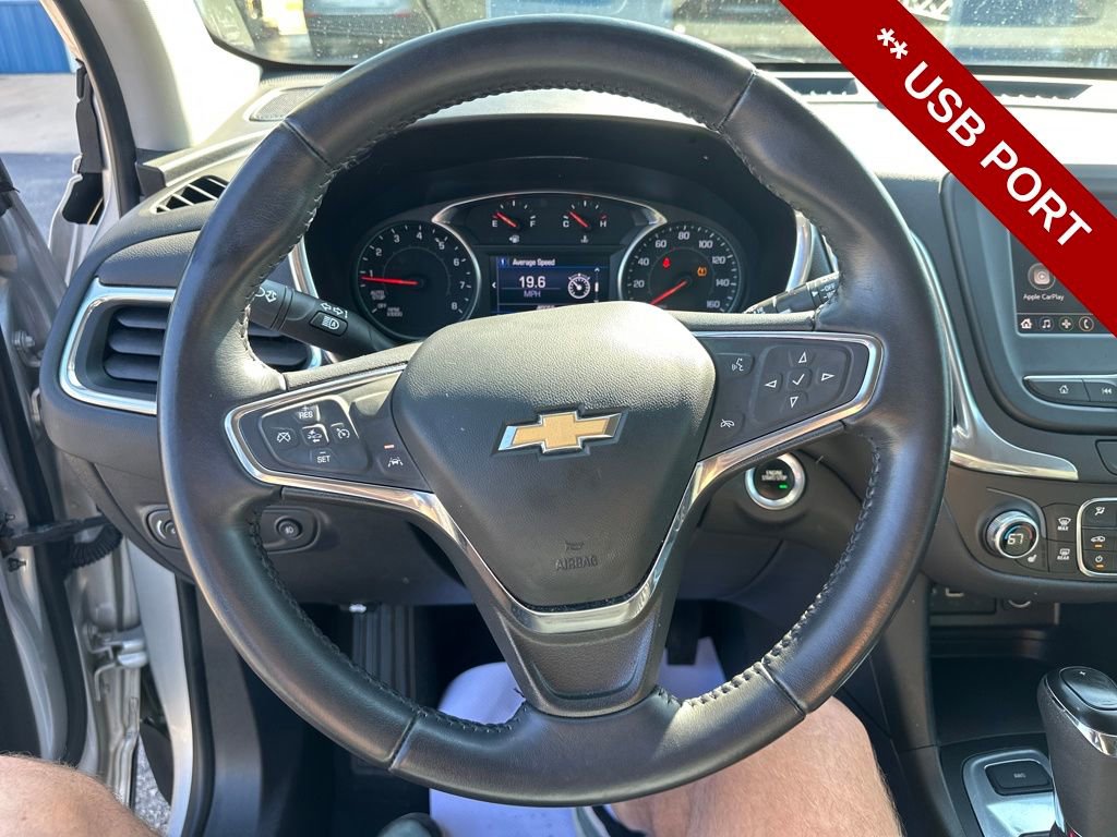 Used 2021 Chevrolet Equinox LT w/ Driver Convenience Package image 18