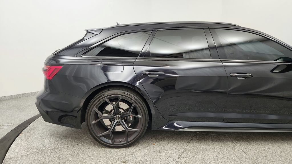 Used 2024 Audi RS 6 performance w/ Matte Carbon Package AWD/4WD image 15