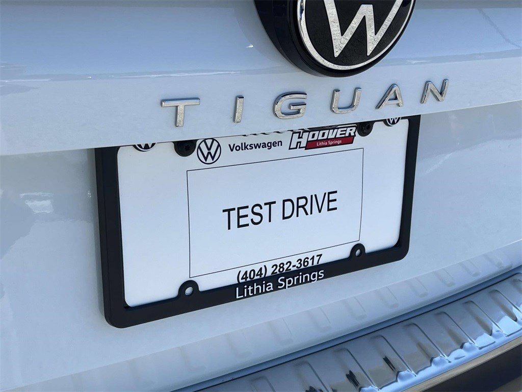 Used 2025 Volkswagen Tiguan S FWD image 12