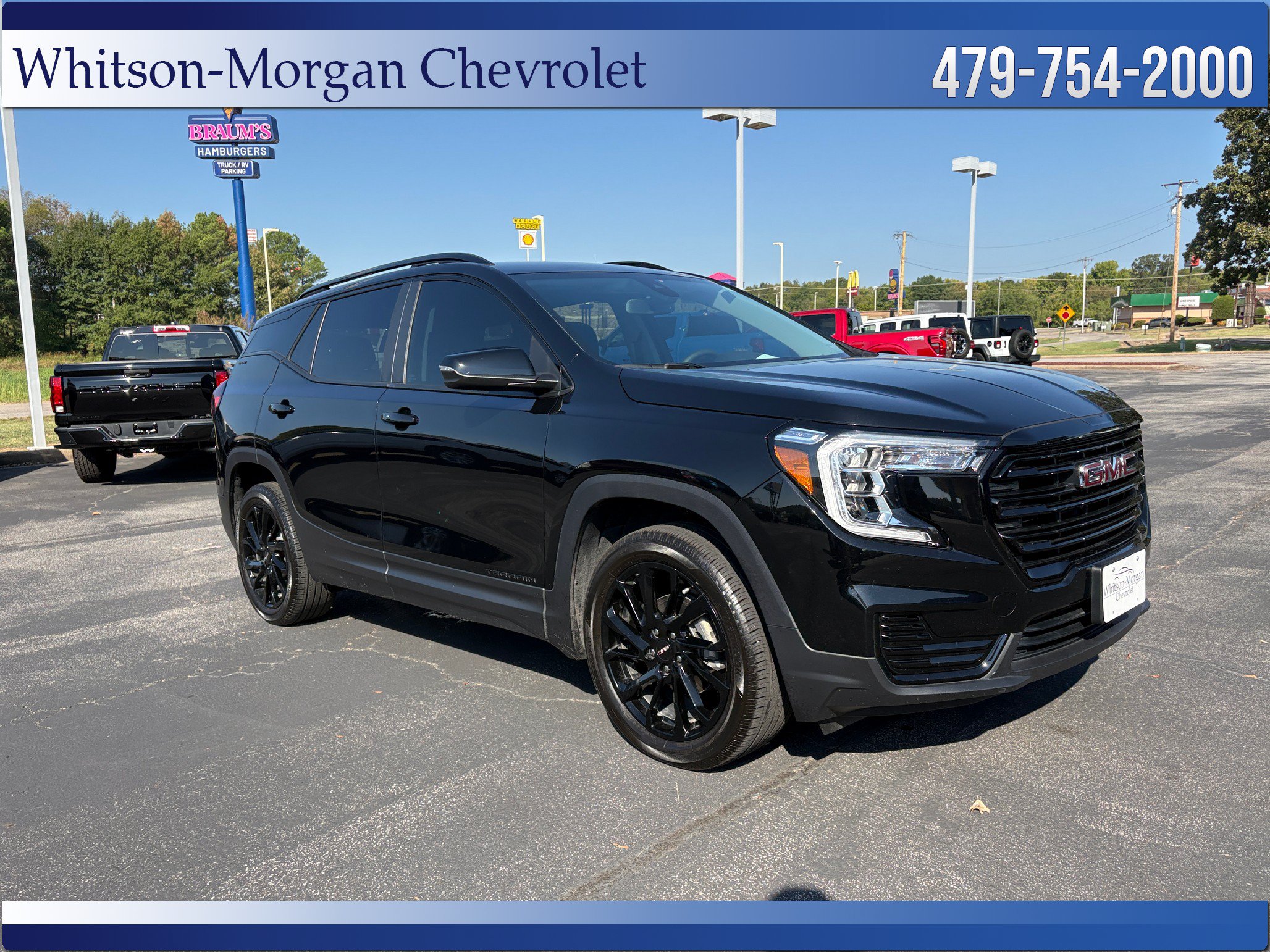 Used 2024 GMC Terrain SLE w/ Driver Convenience Package AWD/4WD image 3
