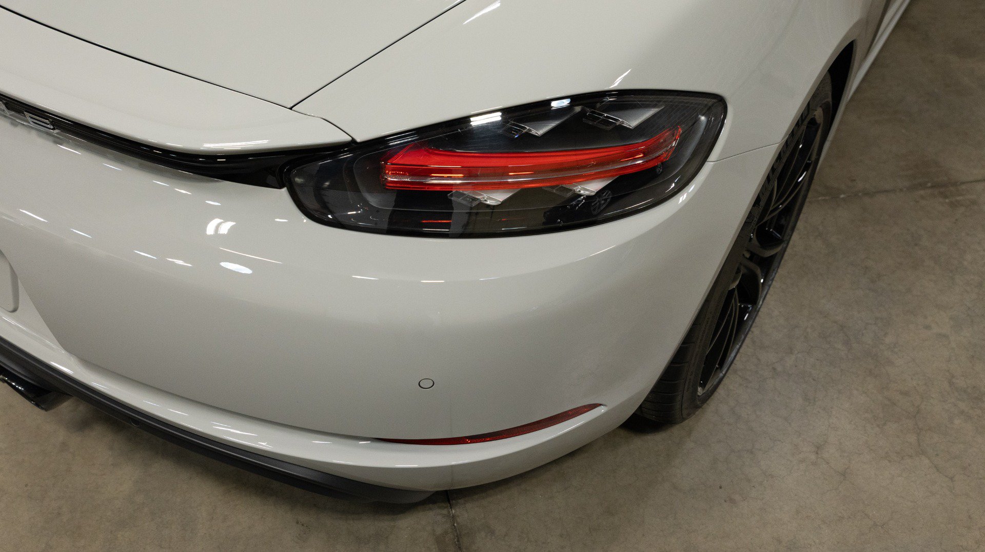 Used 2021 Porsche 718 Boxster RWD image 29