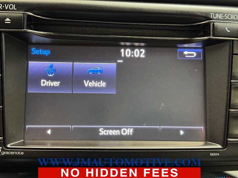 Used 2018 Toyota RAV4 XLE image 30