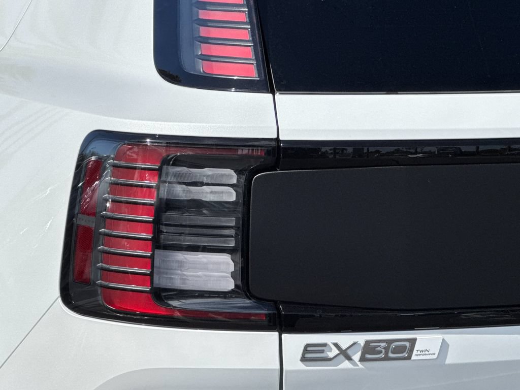 New 2026 Volvo EX30 Cross Country Ultra AWD/4WD image 25