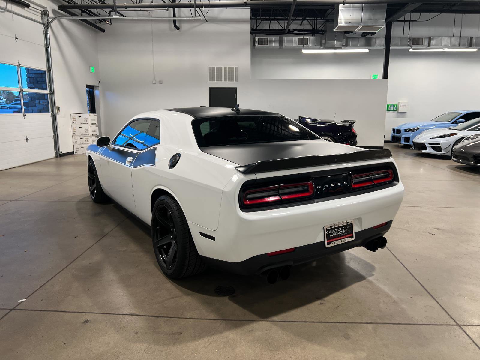 Used 2023 Dodge Challenger R/T w/ T/A Package image 5