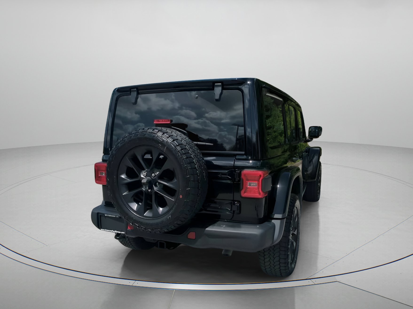 Used 2025 Jeep Wrangler Unlimited Sahara AWD/4WD image 27