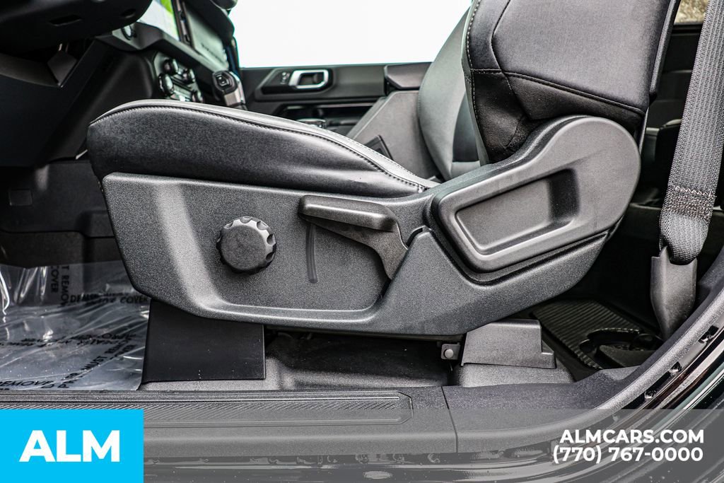 Used 2024 Ford Bronco Black Diamond image 24