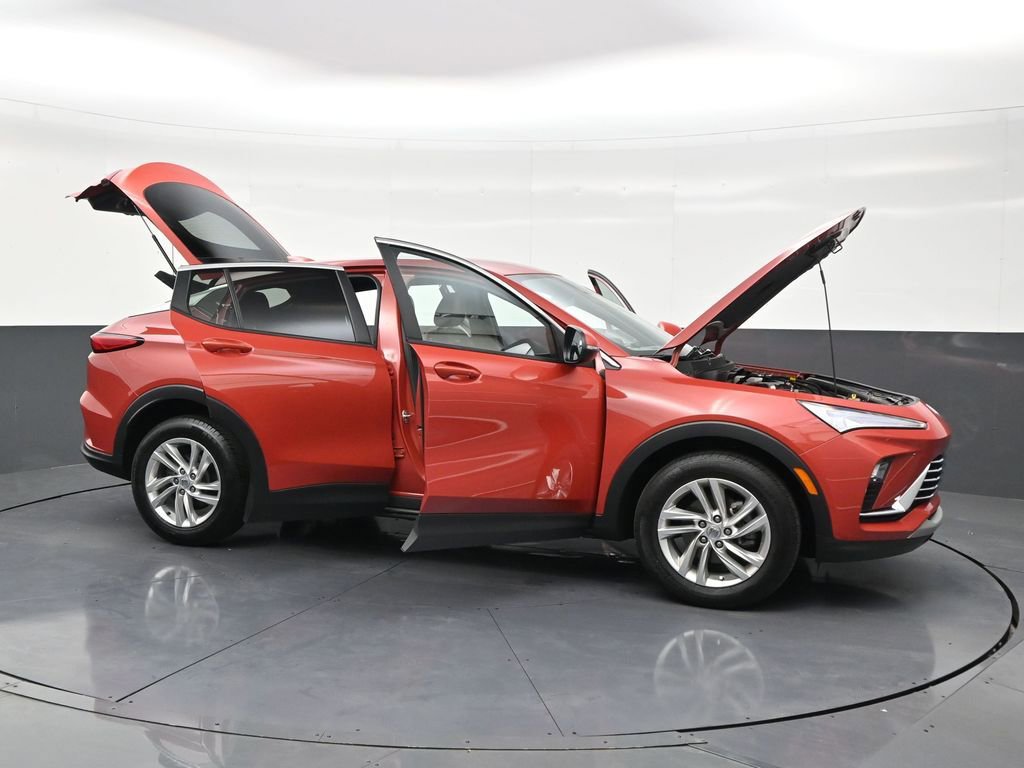 Used 2024 Buick Envista Preferred image 30