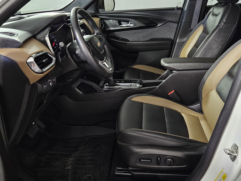 Used 2021 Chevrolet TrailBlazer ACTIV w/ Sun and Liftgate Package image 26