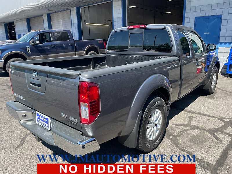 Used 2020 Nissan Frontier SV w/ SV Utility Package AWD/4WD image 3