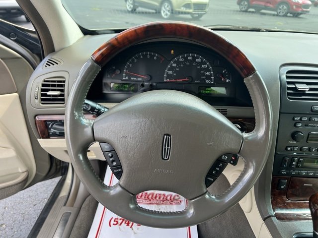 Used 2002 Lincoln LS image 21