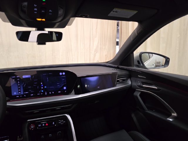 New 2026 Audi SQ5 Premium Plus AWD/4WD image 25