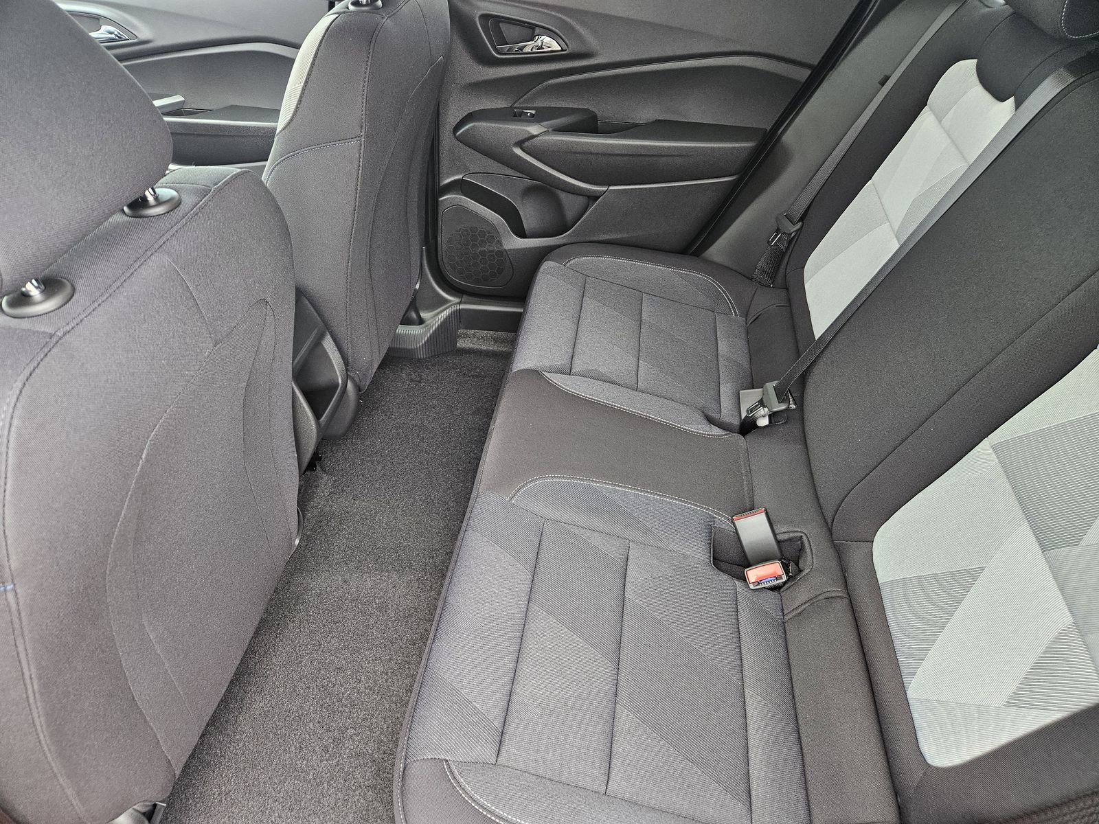 New 2026 Chevrolet Trax LS w/ Driver Confidence Package image 25