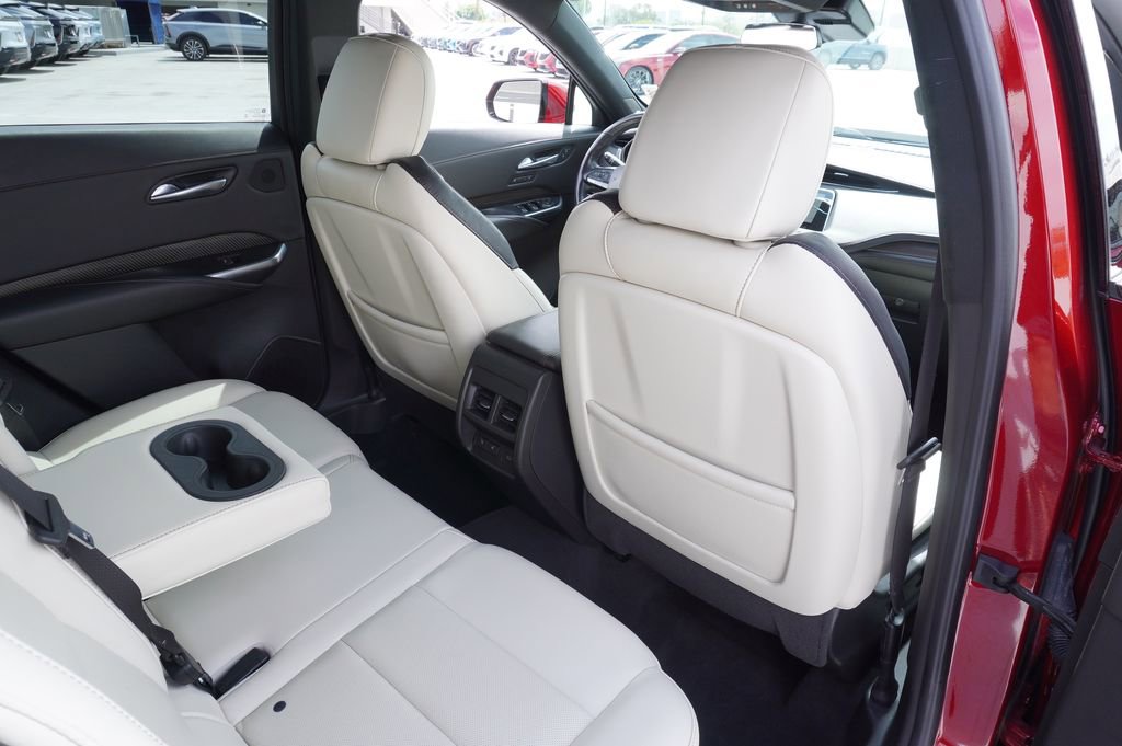 Used 2021 Cadillac XT4 Sport image 10