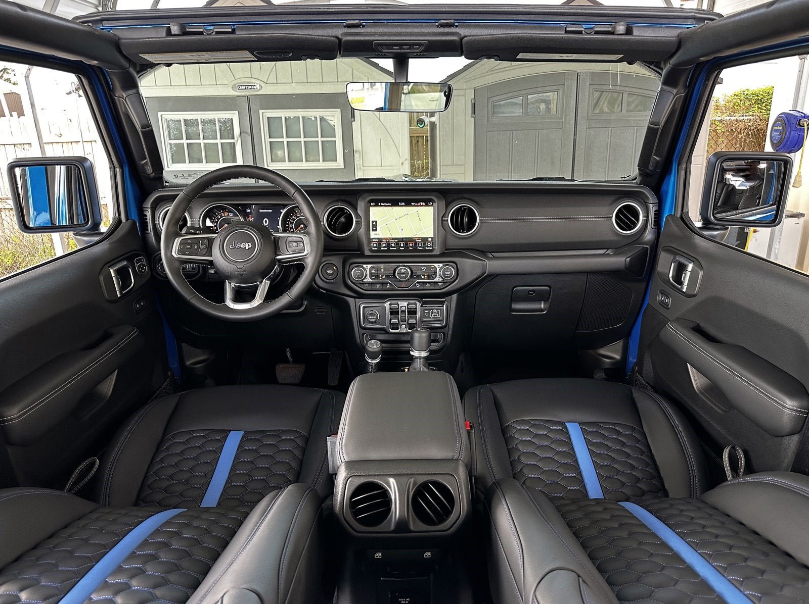 Used 2022 Jeep Wrangler Unlimited Sahara w/ LED Lighting Group AWD/4WD image 24