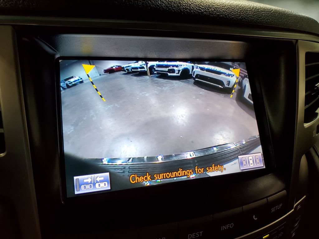 Used 2013 Lexus LX 570 4WD w/ Luxury Pkg image 34