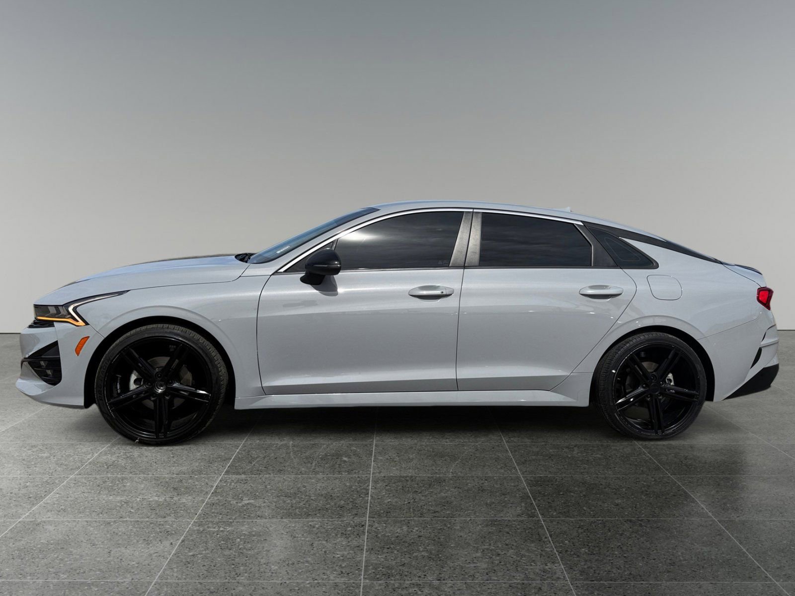 Used 2024 Kia K5 GT-Line w/ GT-Line Premium Package AWD/4WD image 2