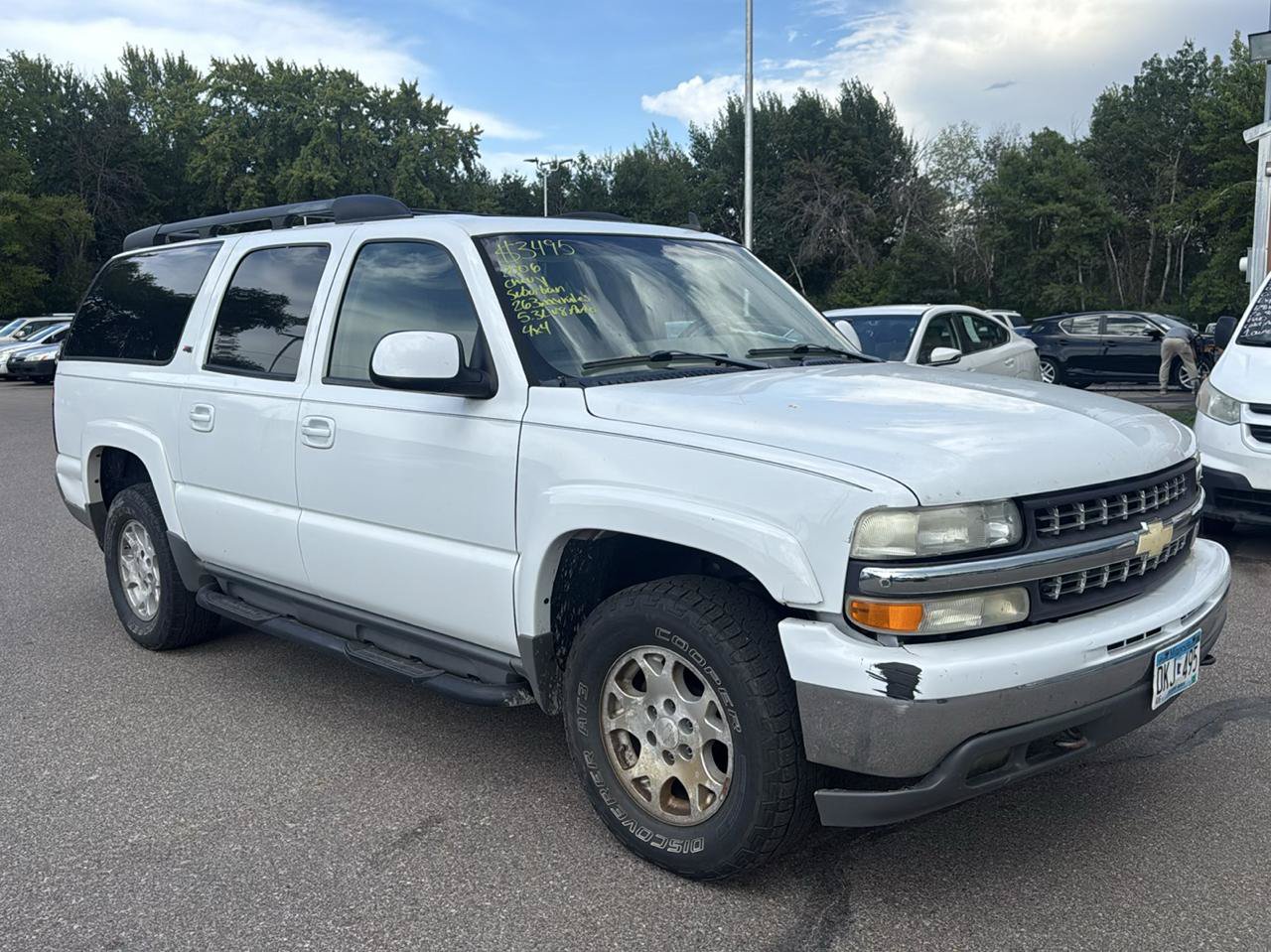 Used 2006 Chevrolet Suburban Z71 w/ Z71 Preferred Equipment Group AWD/4WD image 3