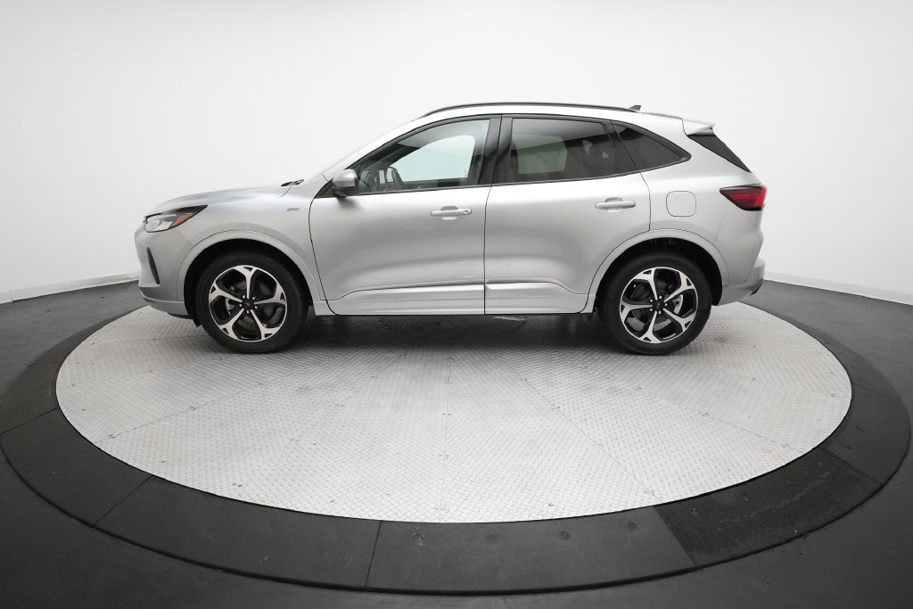Used 2024 Ford Escape ST-Line Select AWD/4WD image 24