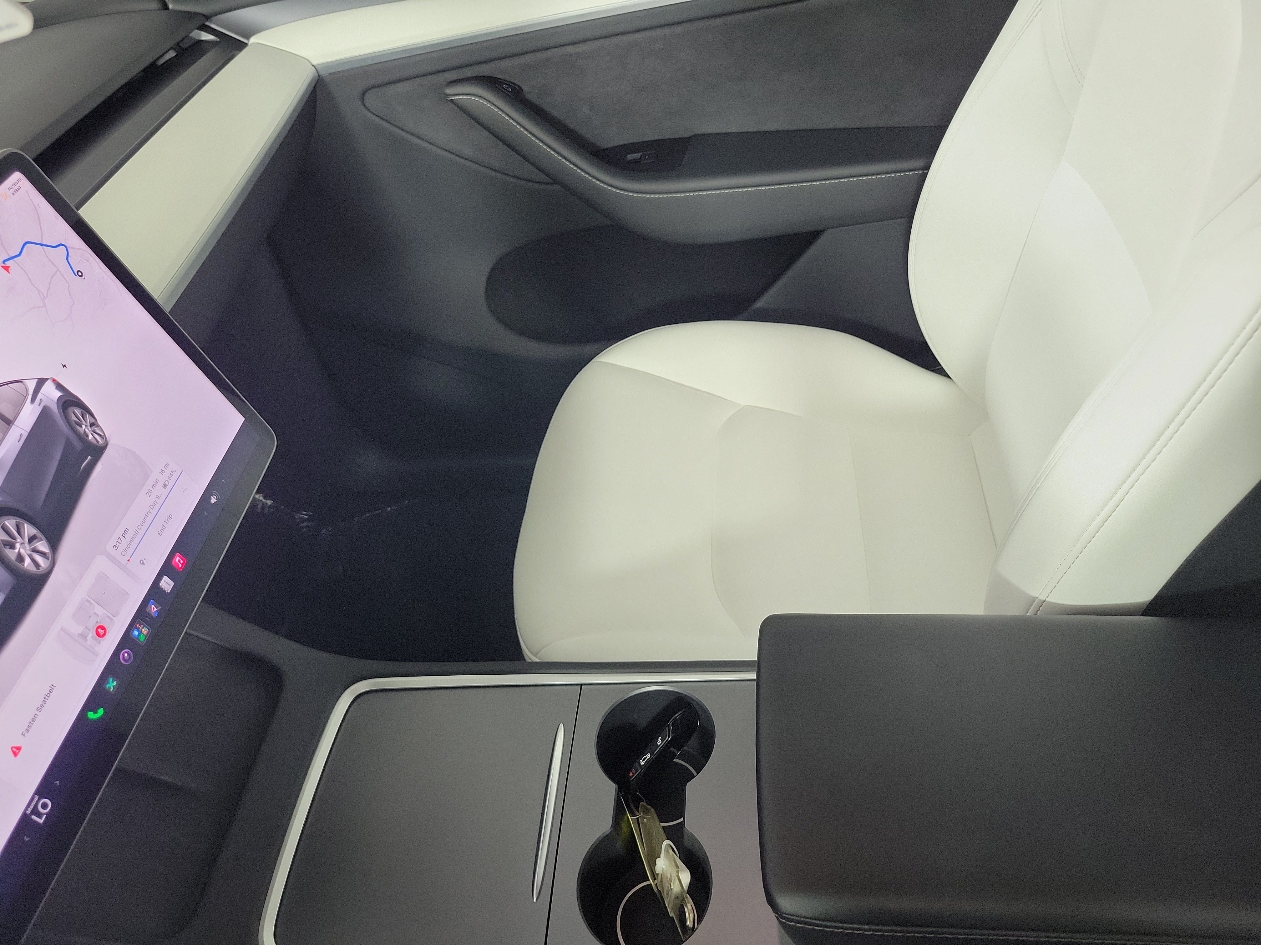 Used 2023 Tesla Model Y Long Range AWD/4WD image 23