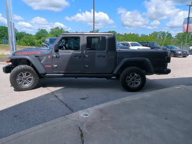Certified 2024 Jeep Gladiator Mojave w/ Technology Group AWD/4WD image 29