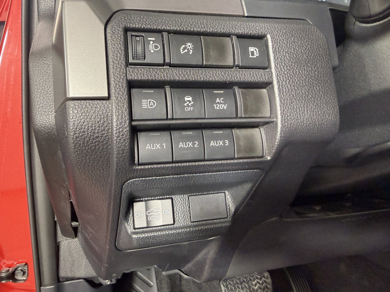 Used 2025 Toyota Tacoma TRD Off-Road w/ TRD Off Road Upgrade Package AWD/4WD image 23