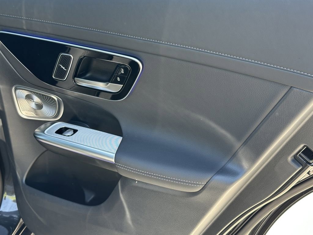 Certified 2025 Mercedes-Benz GLC 300 4MATIC image 18