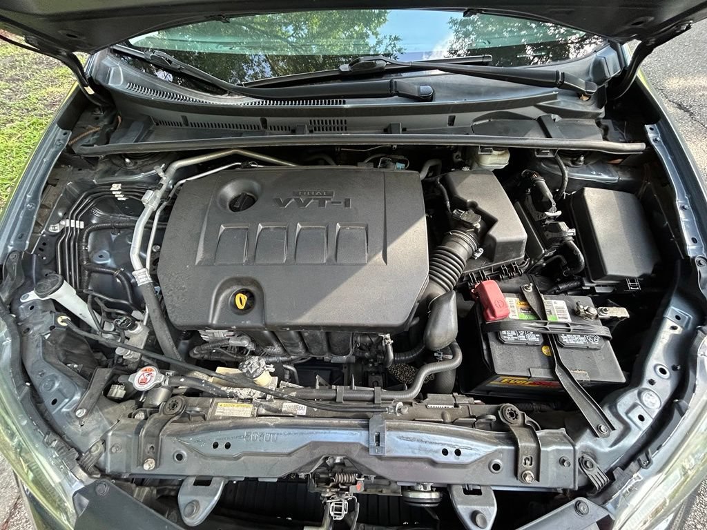 Used 2019 Toyota Corolla LE FWD image 12