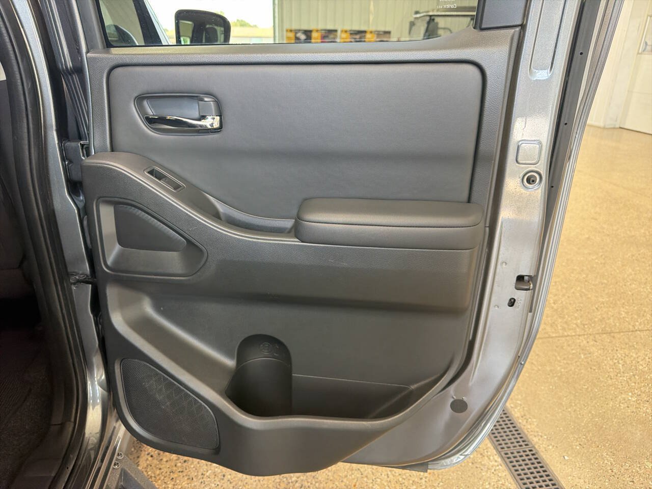 Used 2023 Nissan Frontier SV w/ SV Convenience Package AWD/4WD image 26