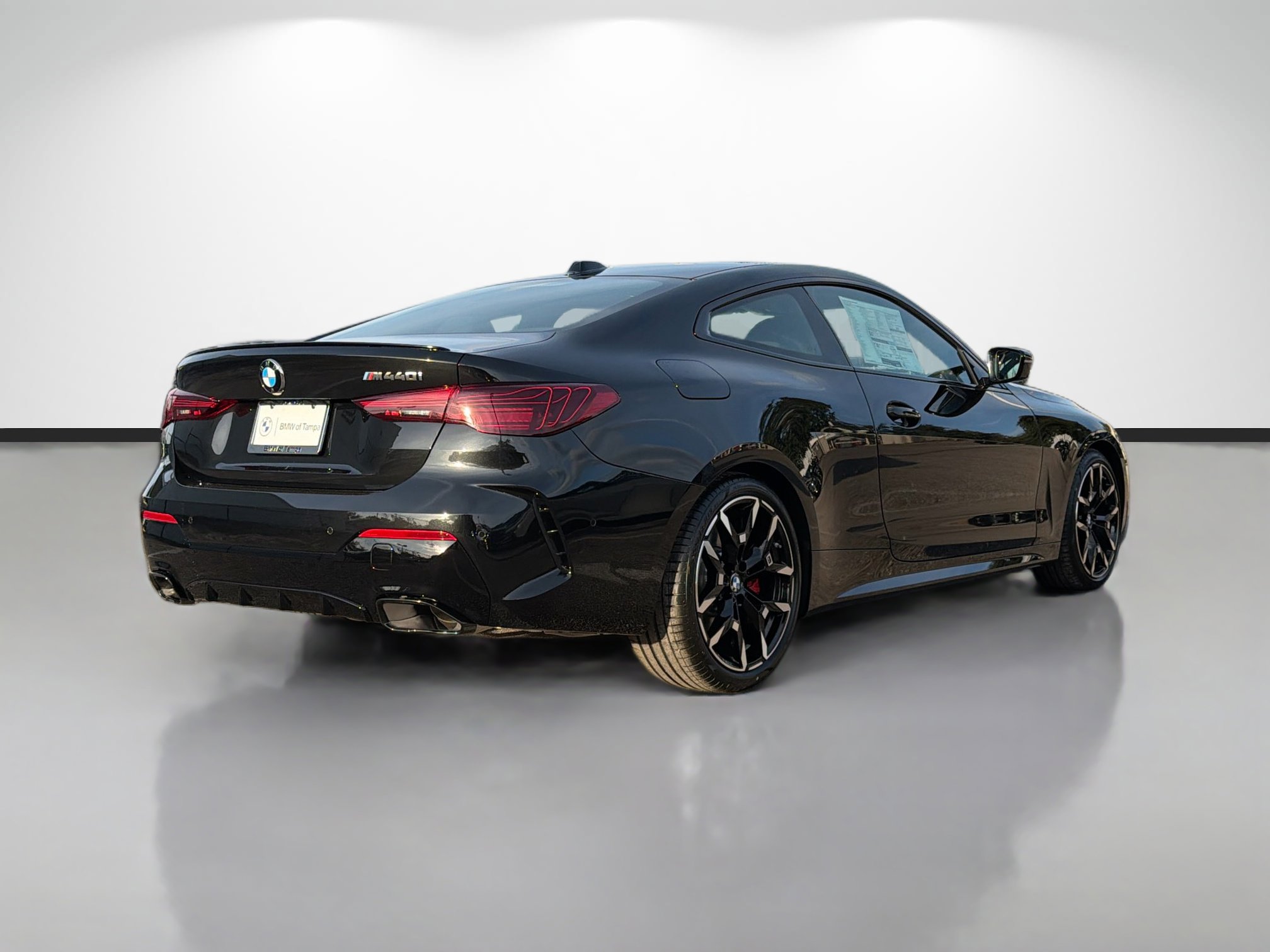 New 2026 BMW M440i Coupe image 3