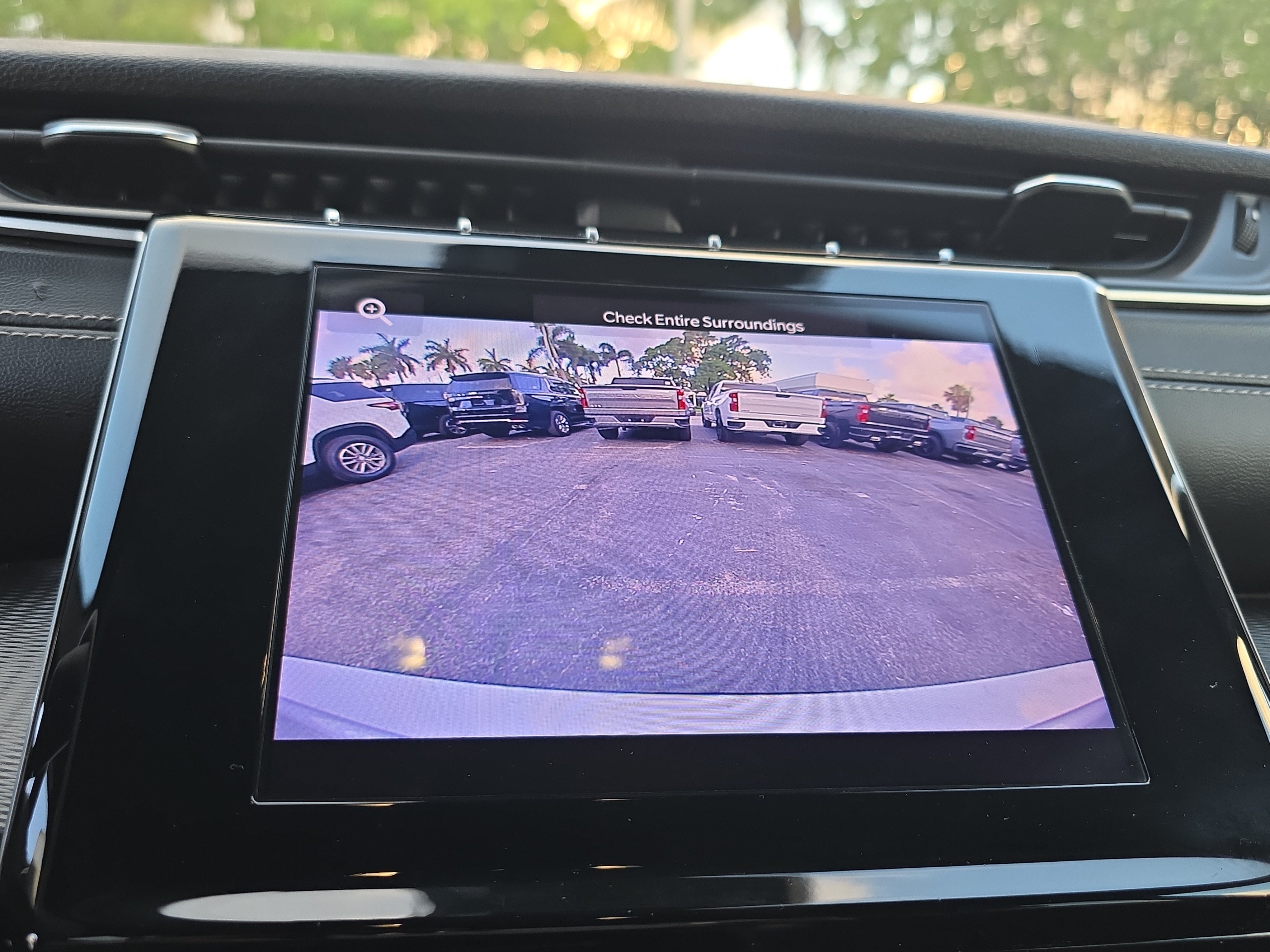 Used 2023 Jeep Grand Cherokee L Laredo RWD image 30