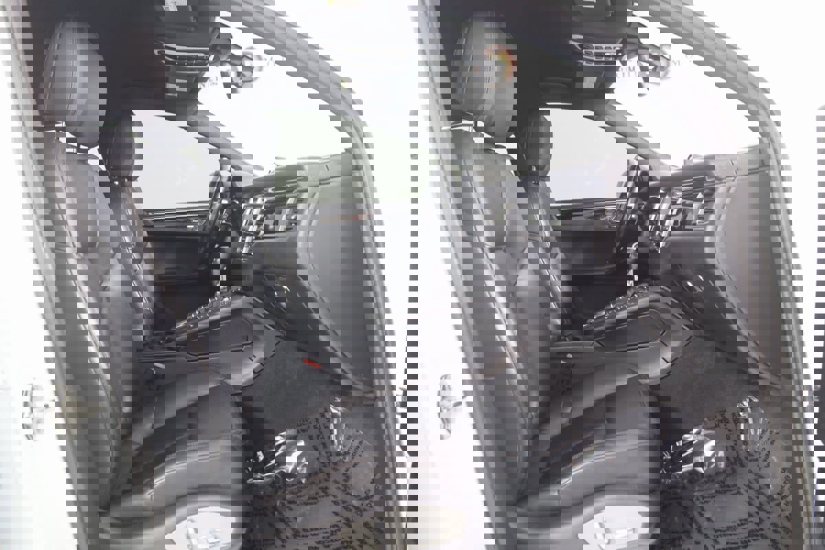 Used 2015 Porsche Macan S image 11