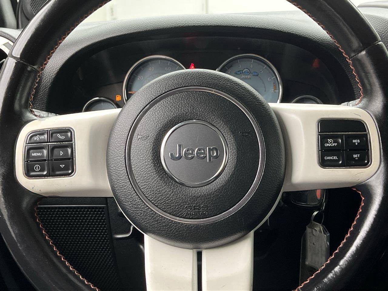 Used 2012 Jeep Wrangler Unlimited Sahara AWD/4WD image 11