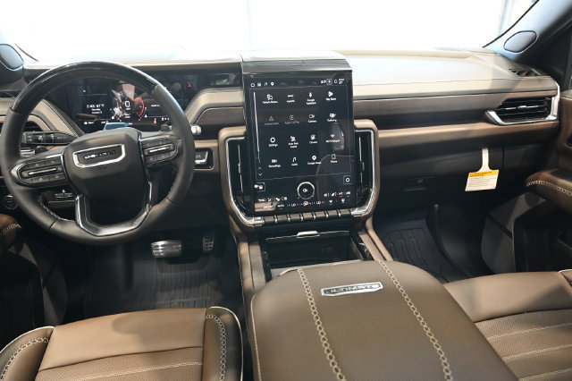 New 2026 GMC Yukon Denali Ultimate AWD/4WD image 18