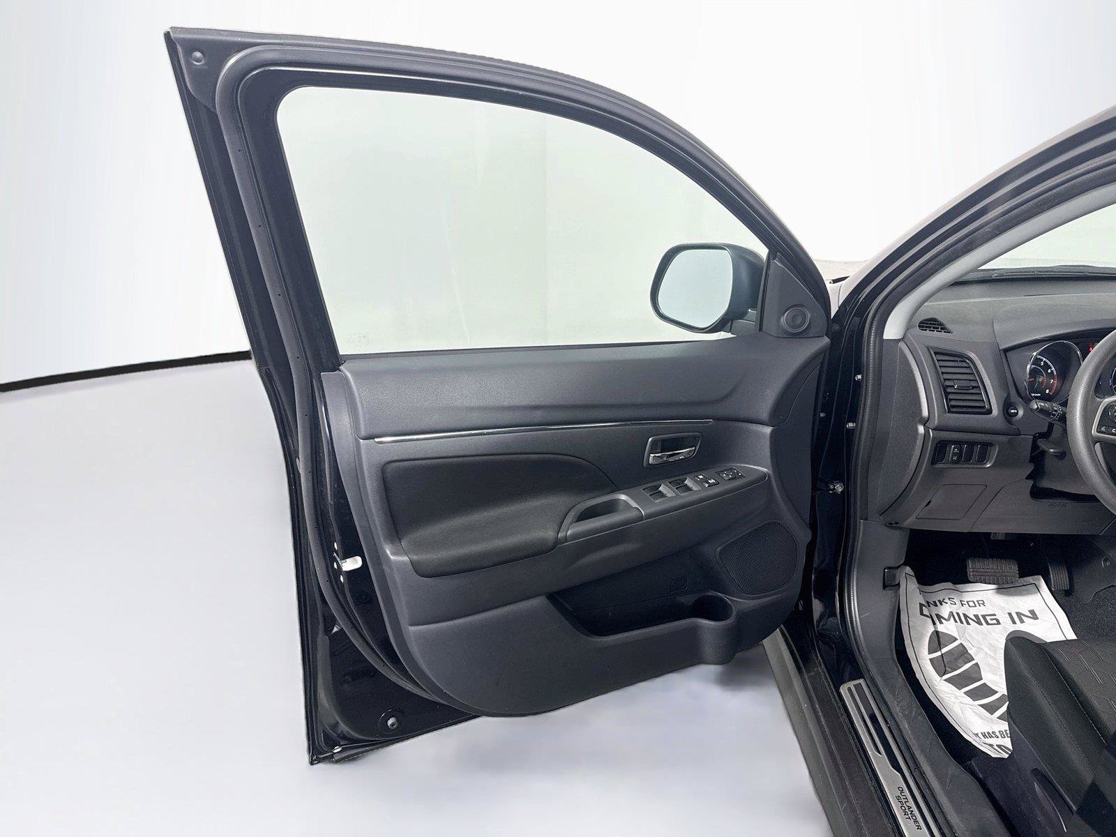 Used 2026 Mitsubishi Outlander Sport AWD image 38