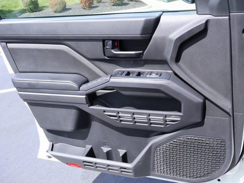 Used 2024 Toyota Tacoma SR5 image 37