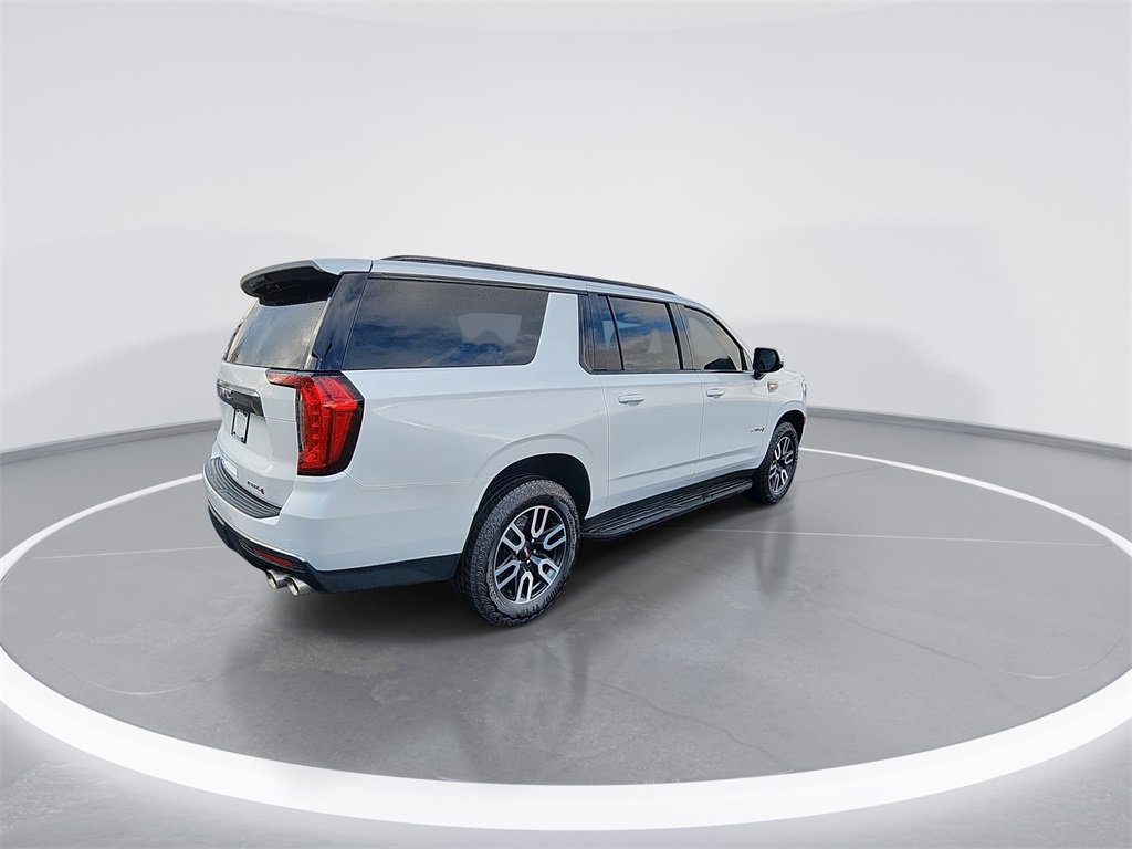 Used 2023 GMC Yukon XL AT4 image 8