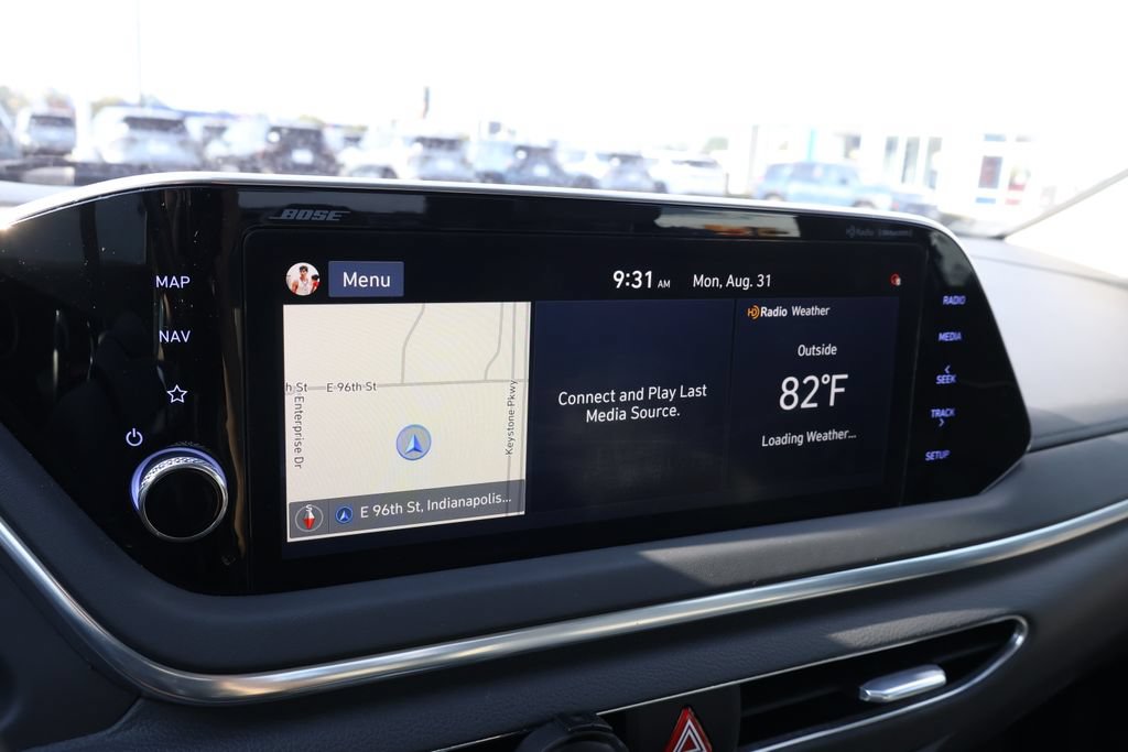 Used 2020 Hyundai Sonata Limited w/ Preferred Accessory Package FWD image 22