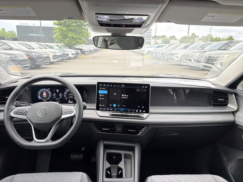 New 2025 Volkswagen Tiguan S FWD image 19