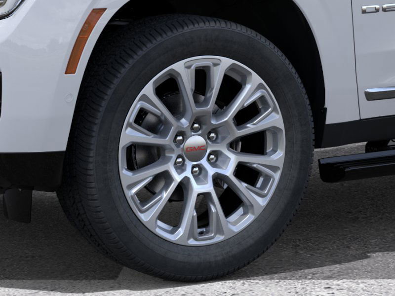 New 2026 GMC Yukon XL Denali w/ Denali Reserve Package image 12