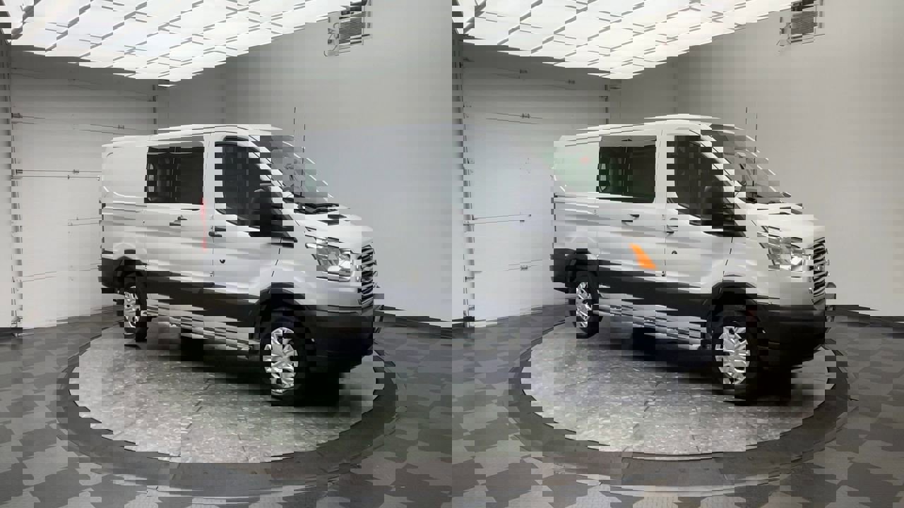 Used 2016 Ford Transit 250 130 Low Roof w/ Exterior Upgrade Package image 29